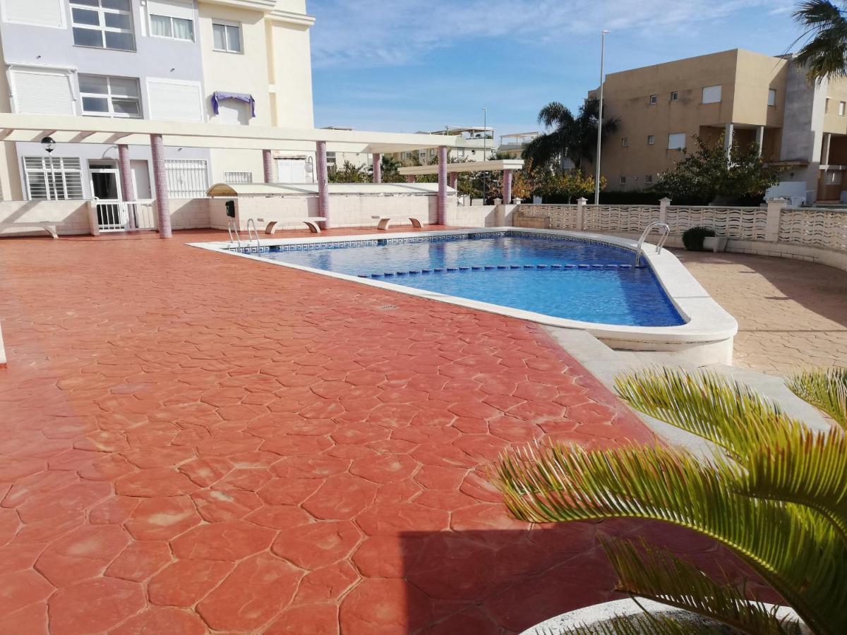Mediterranea Solo Familias Serviplaya Playa De Xeraco Buitenkant foto